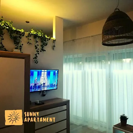 Sunny Apartment *